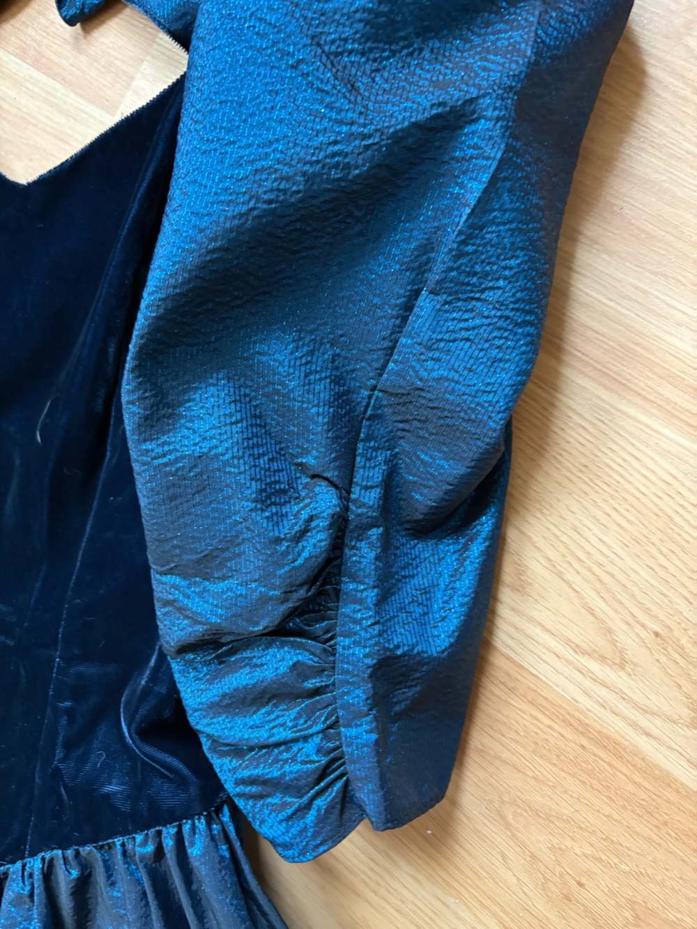 Alfred Angelo Blue and Black vintage Dress princess sz 13/14 Whimsygoth velvet - Picture 3 of 10